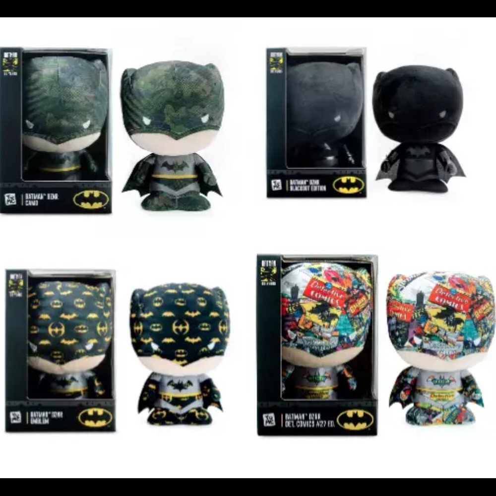 Collectors YuMe DZNR Emblem Batman Chibi Plush